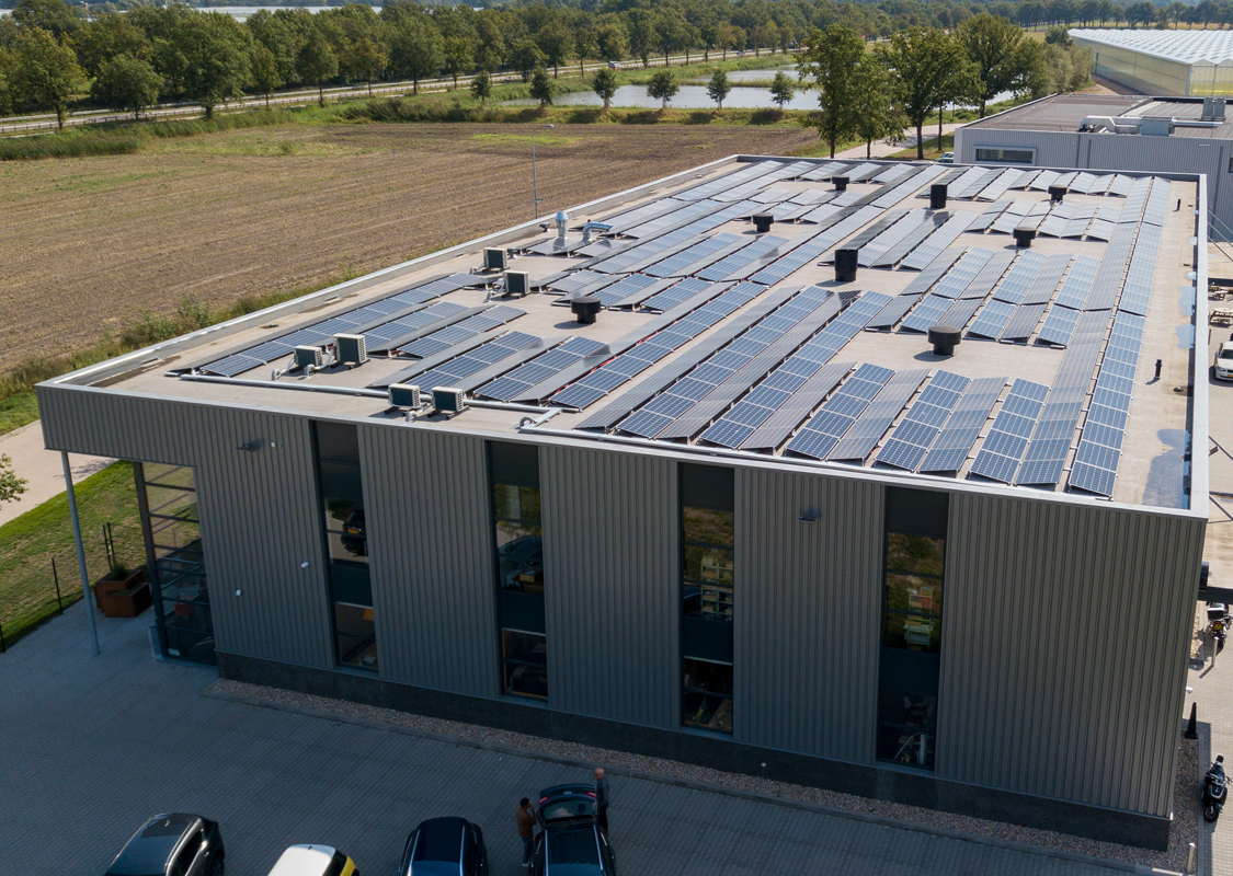 xaam project zonnepanelen dakhuur edumar 06