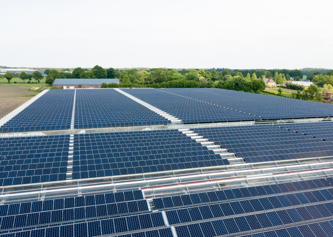xaam project zonnepanelen dakhuur sutor steenakkers 06
